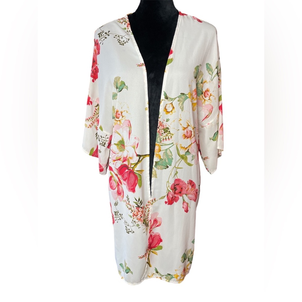 I Joah Premium White & Pink Floral Kimono/Cardigan/Cover Up